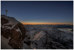 Platz 06-18-Sonnenaufgang Zugspitze- Garmisch-Partenkirchen