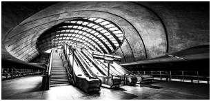 Platz 07-01-Canary Wharf-London