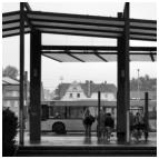 Warten auf den nächsten Bus